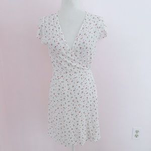 brandy melville white floral robbie dress